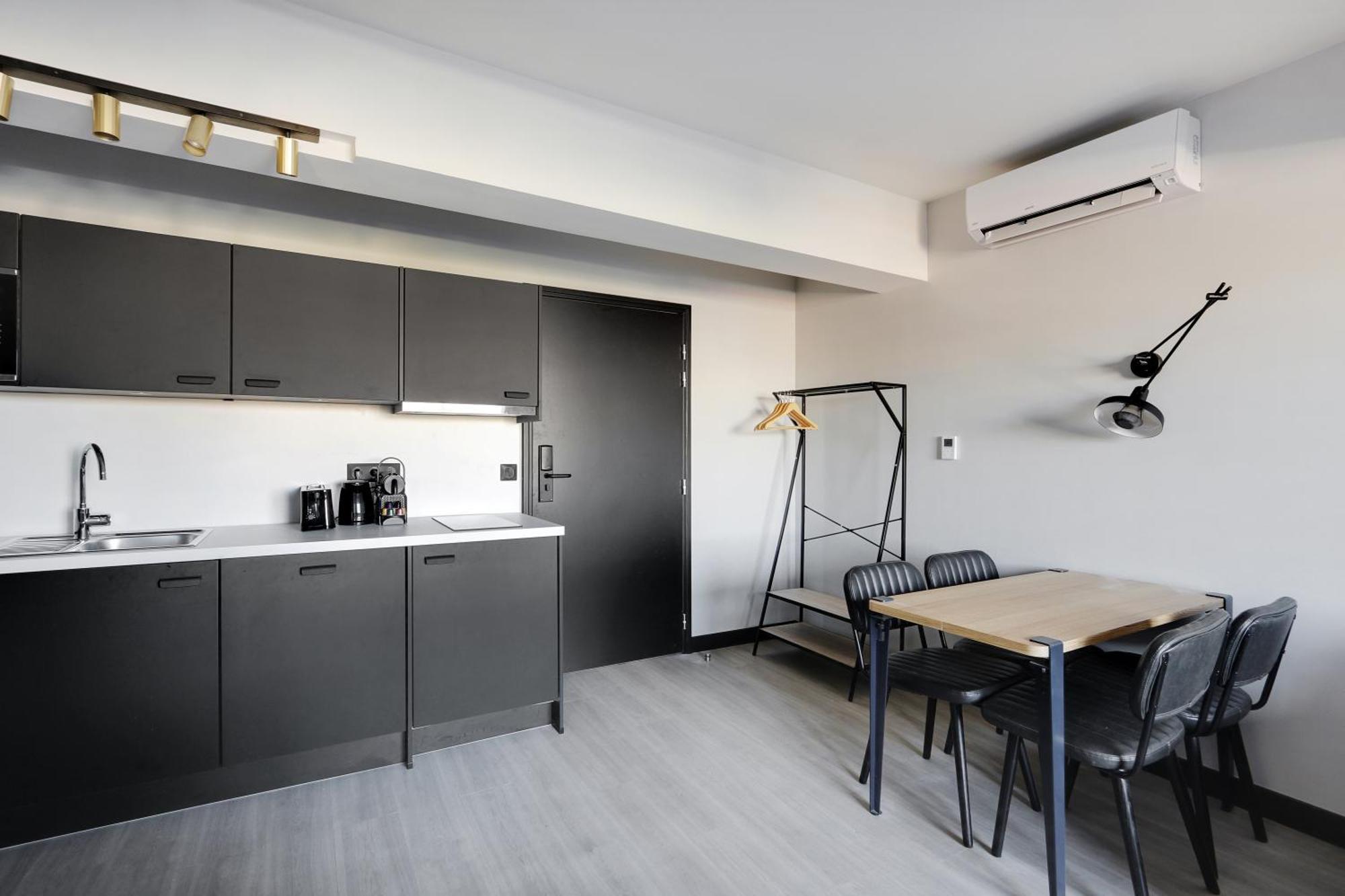 Pick A Flat'S Apartments In In Parc Des Buttes Chaumonts - Rue Edouard Pailleron Paris Exterior foto